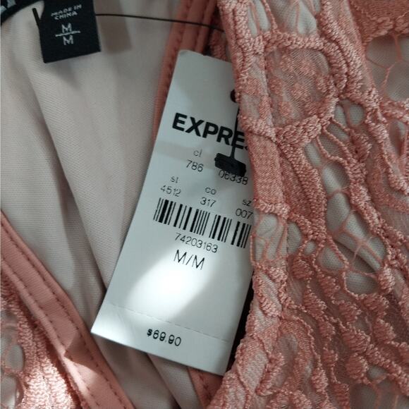 NWT@$70! EXPRESS! SWEET DUSTY MELON PINK LACE SHIFT DRESS, SLEEVELESS! SZ M - Picture 9 of 10